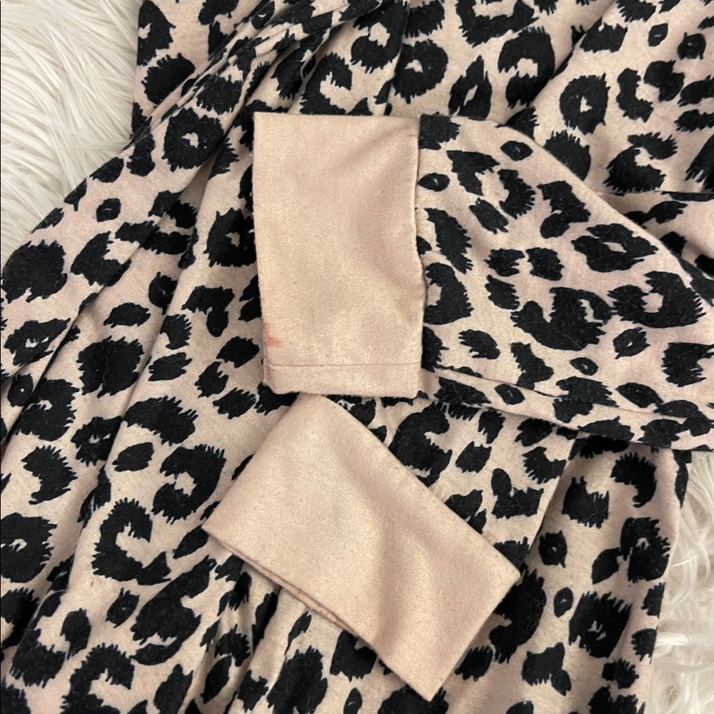 Leopard print | Top - Picture 11 of 16